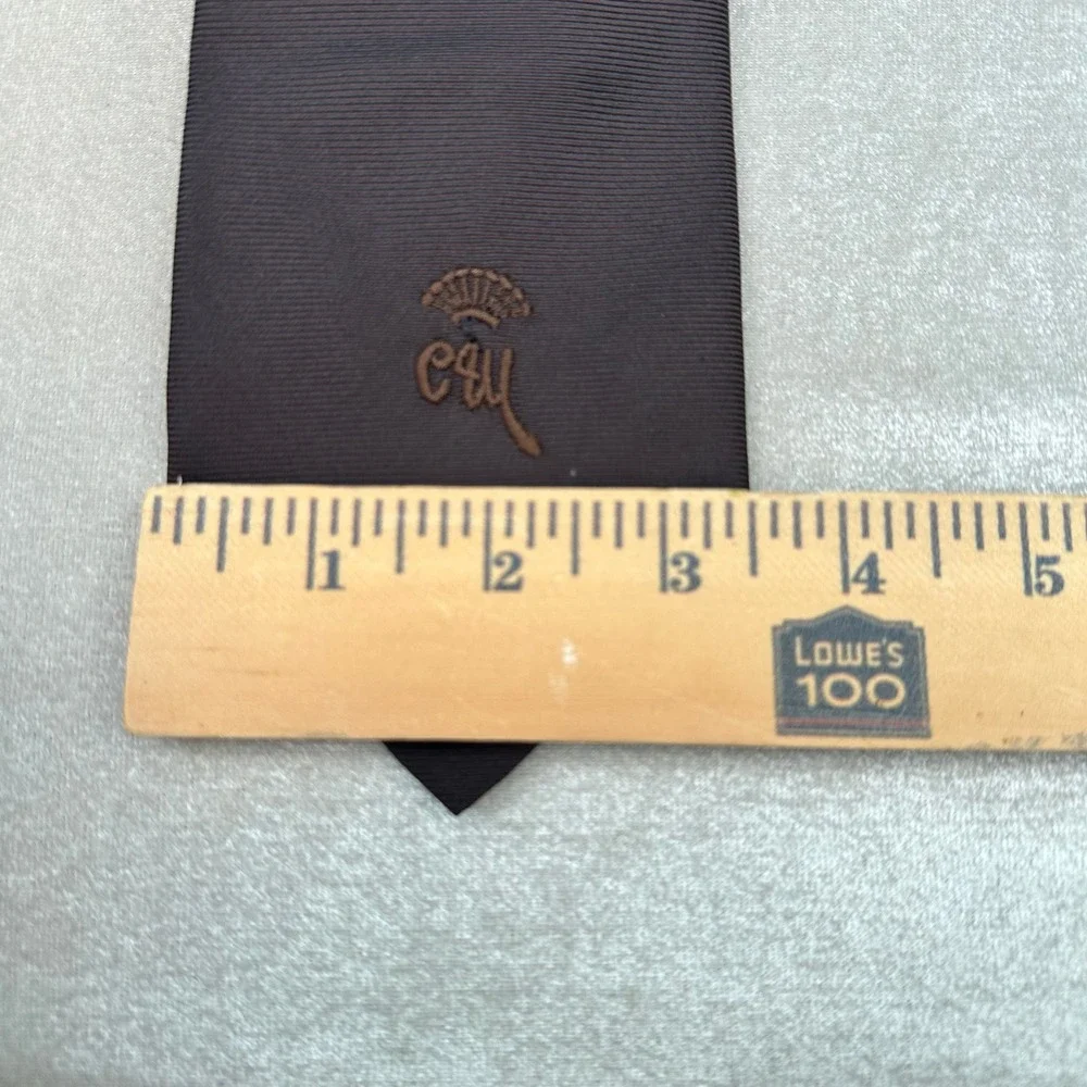 Countess Mara Men's Tie Brown Solid Crest Logo Classic Necktie 3.5